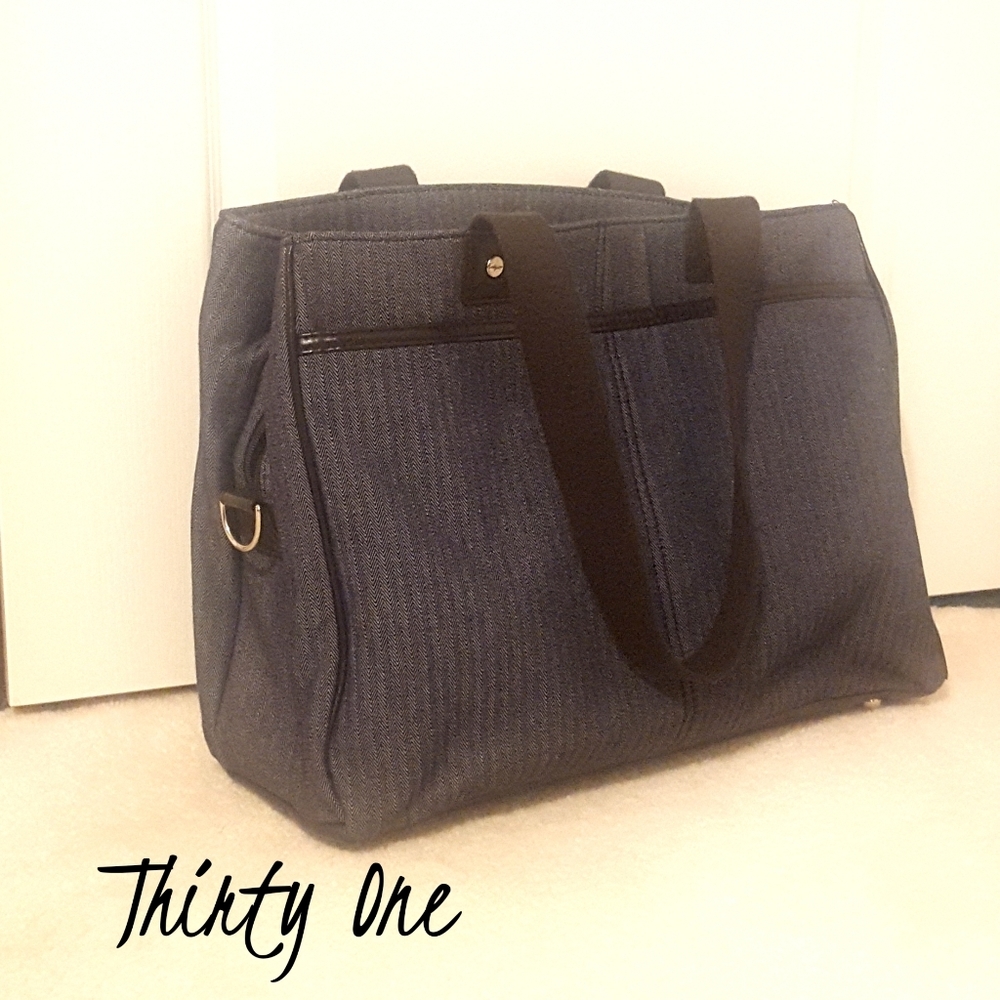 LG Thirty One Business Messenger Satchel Bag